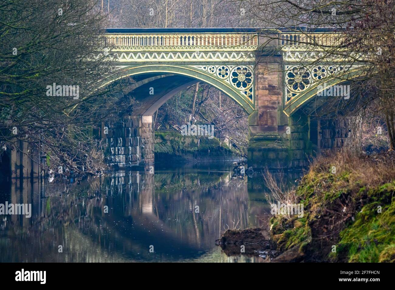Thirlmere Aqueduct sul fiume Irwell, Agecroft Road, Agecroft, Pendlebury, Salisford, Manchester Foto Stock