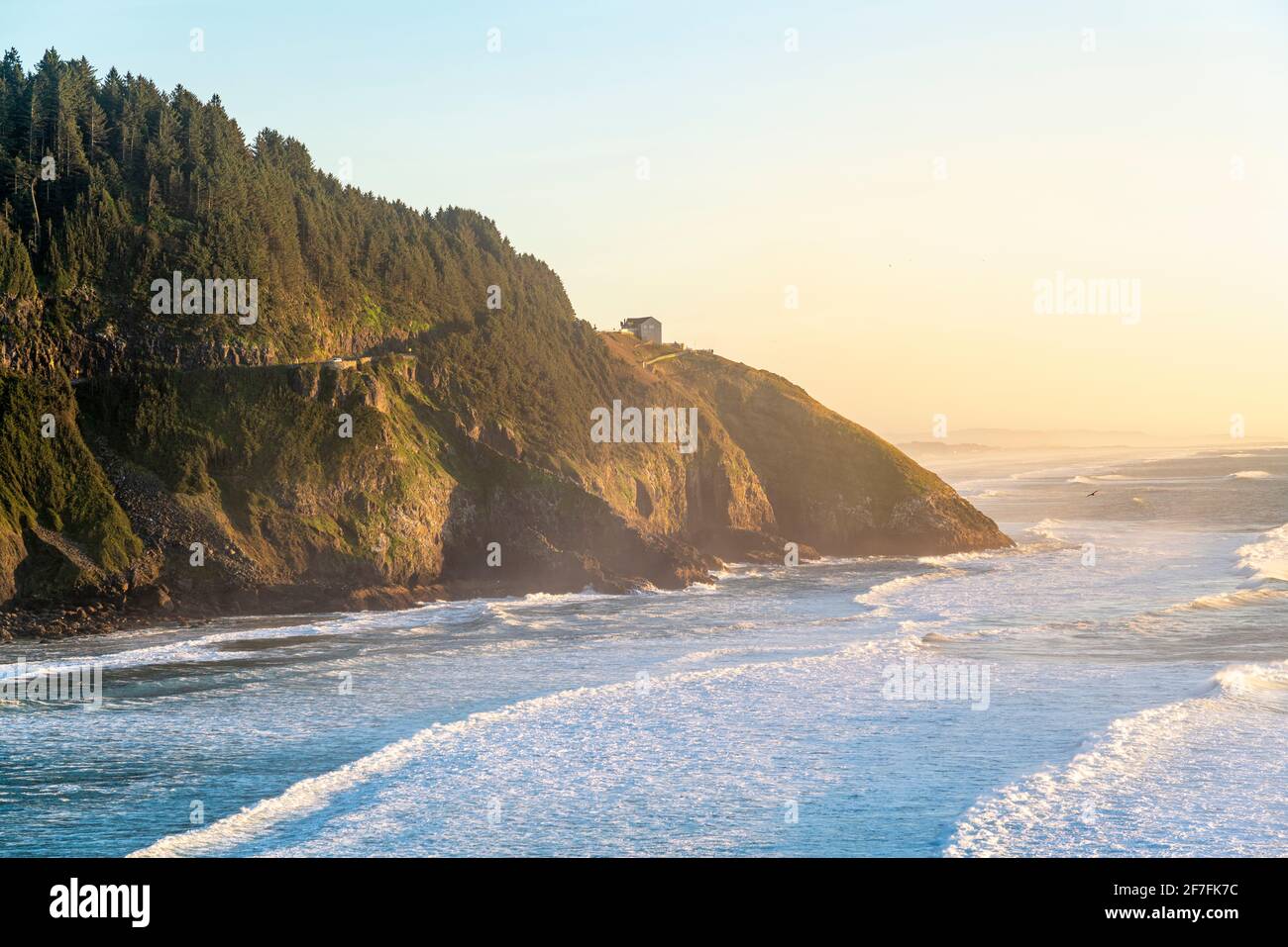 Sealion Point girato da Heceta Head al tramonto, Firenze, Lane County, Oregon, Stati Uniti d'America, Nord America Foto Stock