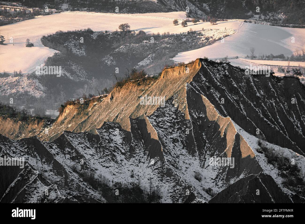 Badlands coperti dalla prima neve, Emilia Romagna, Italia, Europa Foto Stock