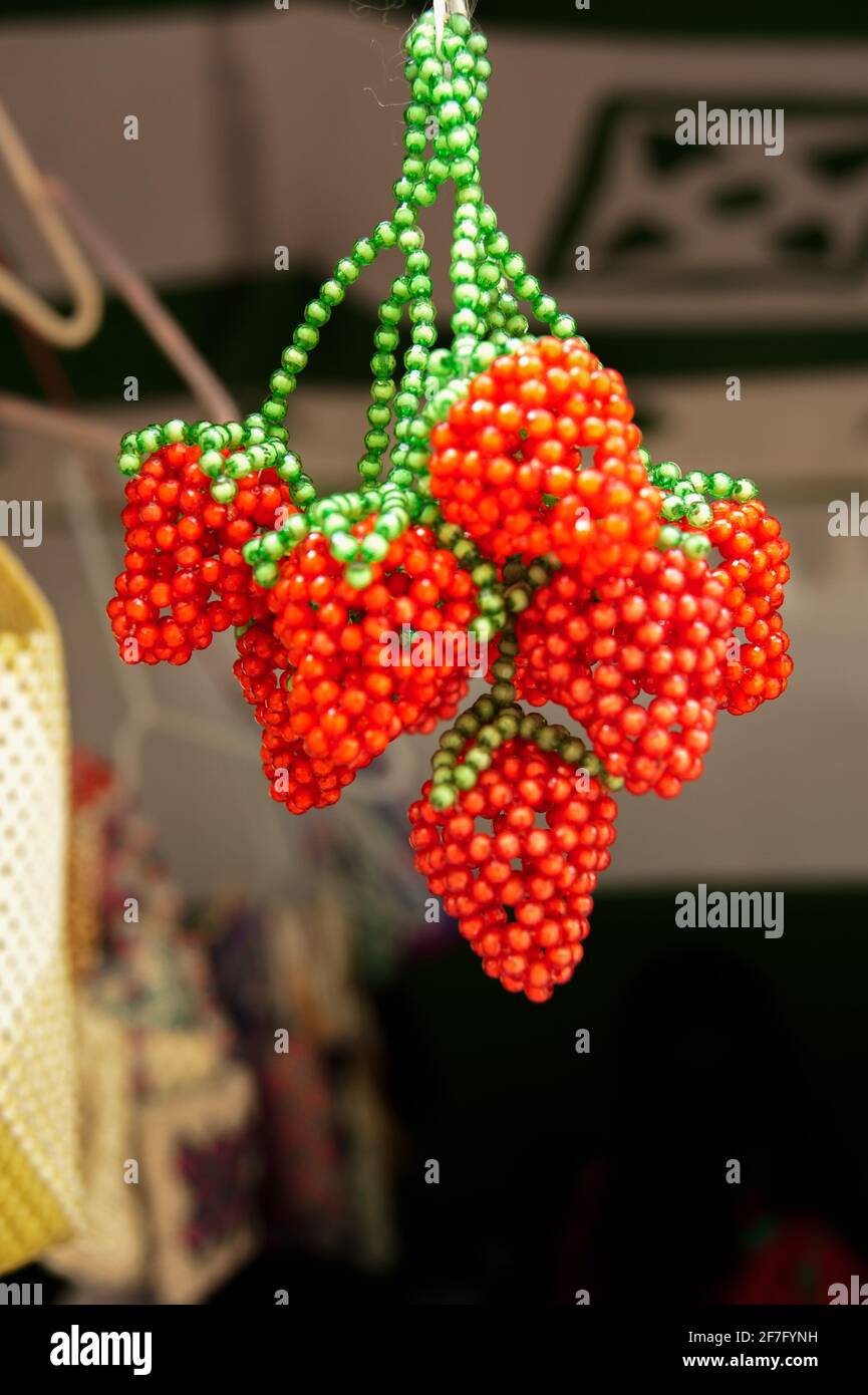 Immagini di vari ornamenti fatti a mano e lenzuola di mobili per il primo festival di Bishakh. Foto Stock