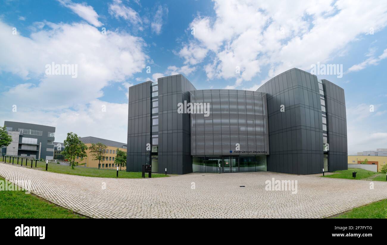 JENA, GERMANIA - MAGGIO 08, 2011: „ABBE Center of Photonics (ACP)" am Campus Beutenberg a Jena. Gerrmany Foto Stock