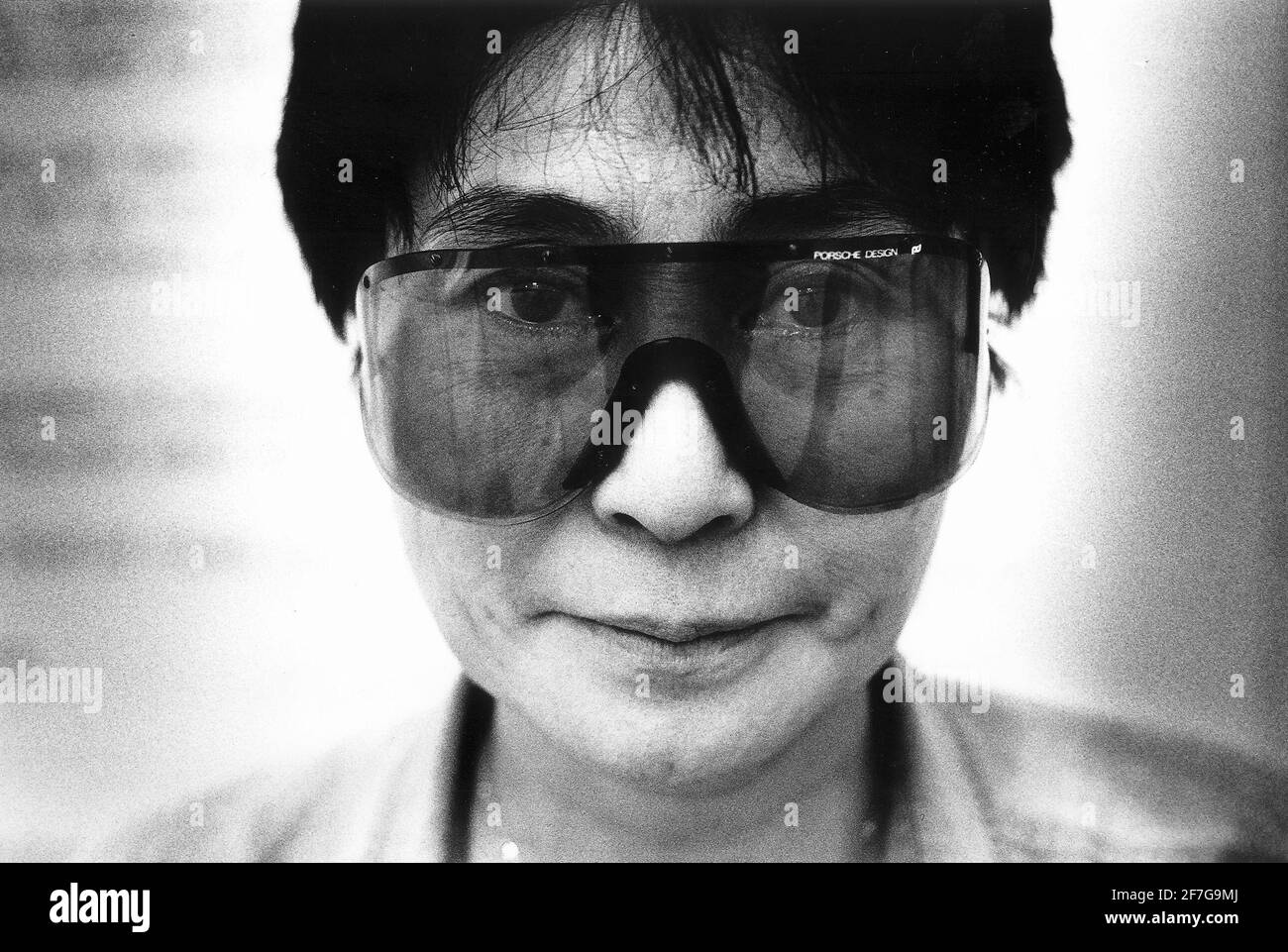 Yoko Ono fuori dagli Studios Foto Stock
