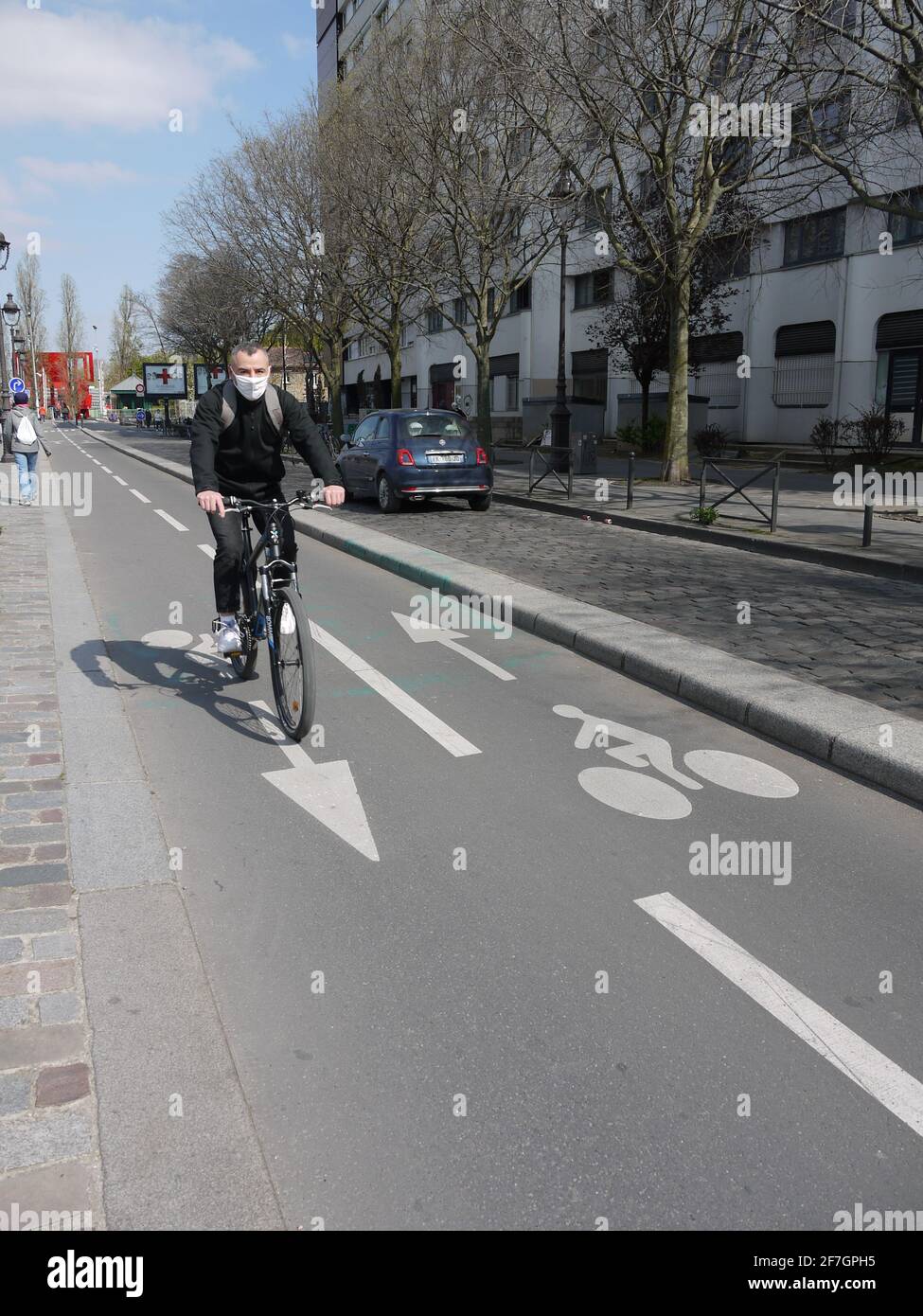 Le nuove piste ciclabili di Parigi sono molto affollate Foto Stock