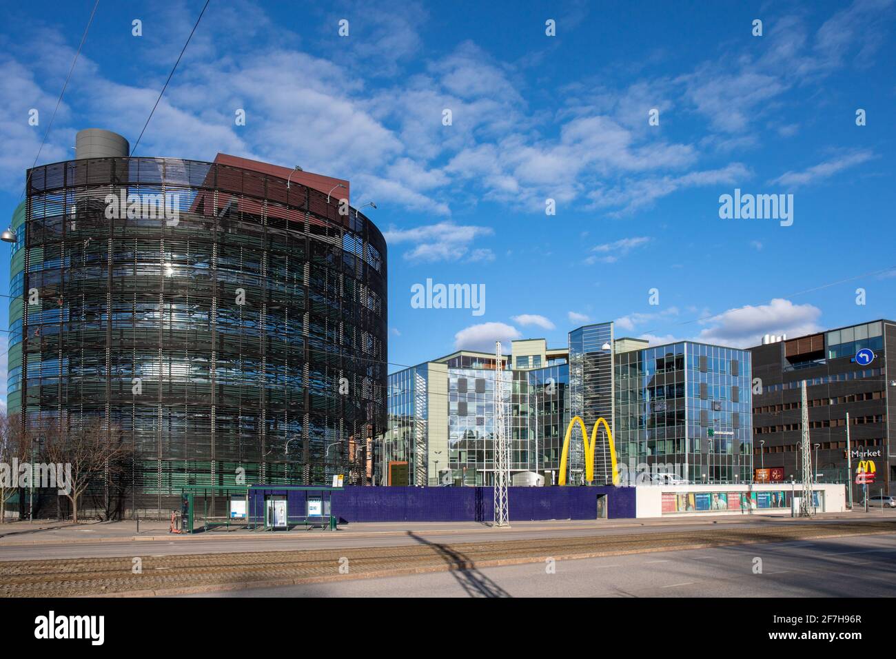 Edifici commerciali Paciuksenkatu nel quartiere Meilahti di Helsinki, Finlandia Foto Stock