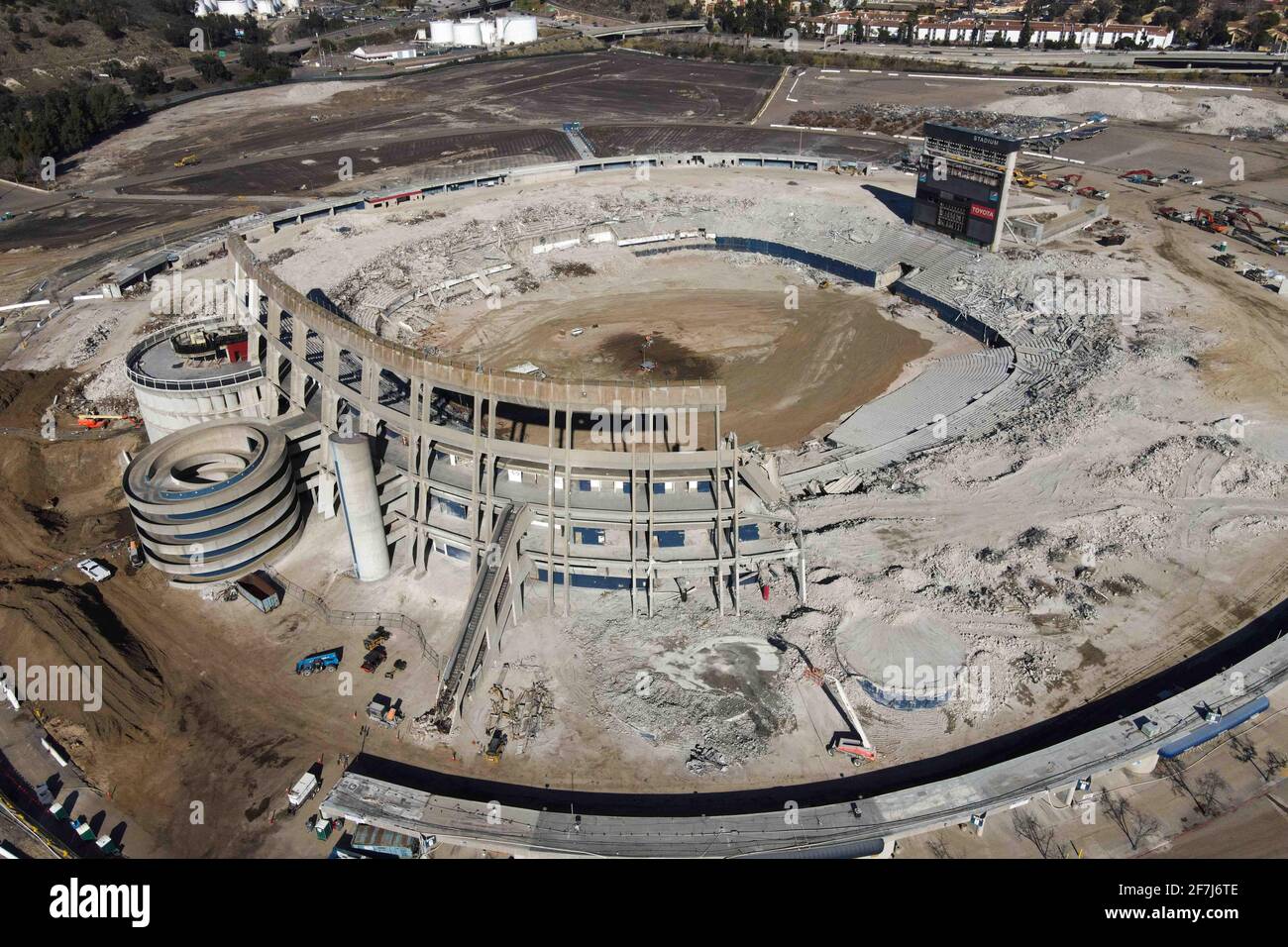 Una visione generale dello stadio SDCCU in via di abbattimento, sabato 20 febbraio 2021 a San Diego, California (Dylan Stewart/immagine dello sport) Foto Stock