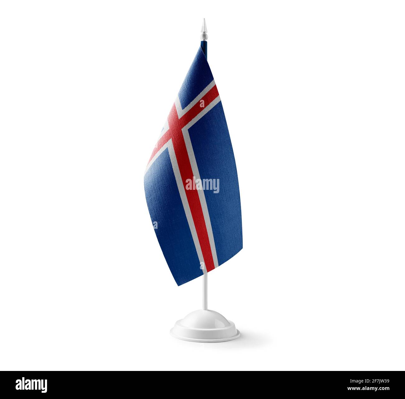 Bandiera nazionale dell'Islanda su sfondo bianco Foto Stock