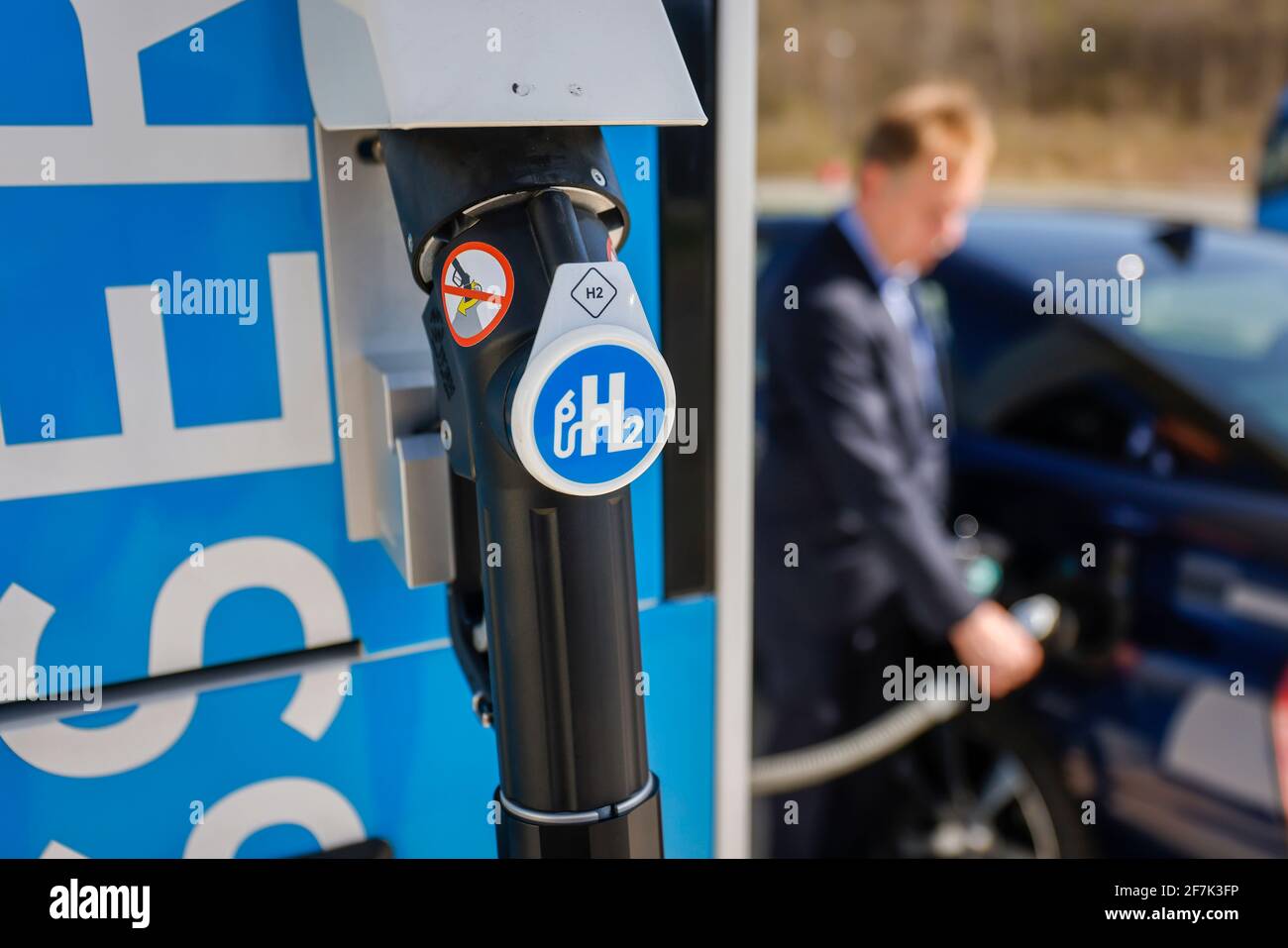 Herten, Nord Reno-Westfalia, Germania - rifornimento di idrogeno in una stazione di rifornimento di idrogeno H2, evento stampa presso la stazione di rifornimento H2 Foto Stock