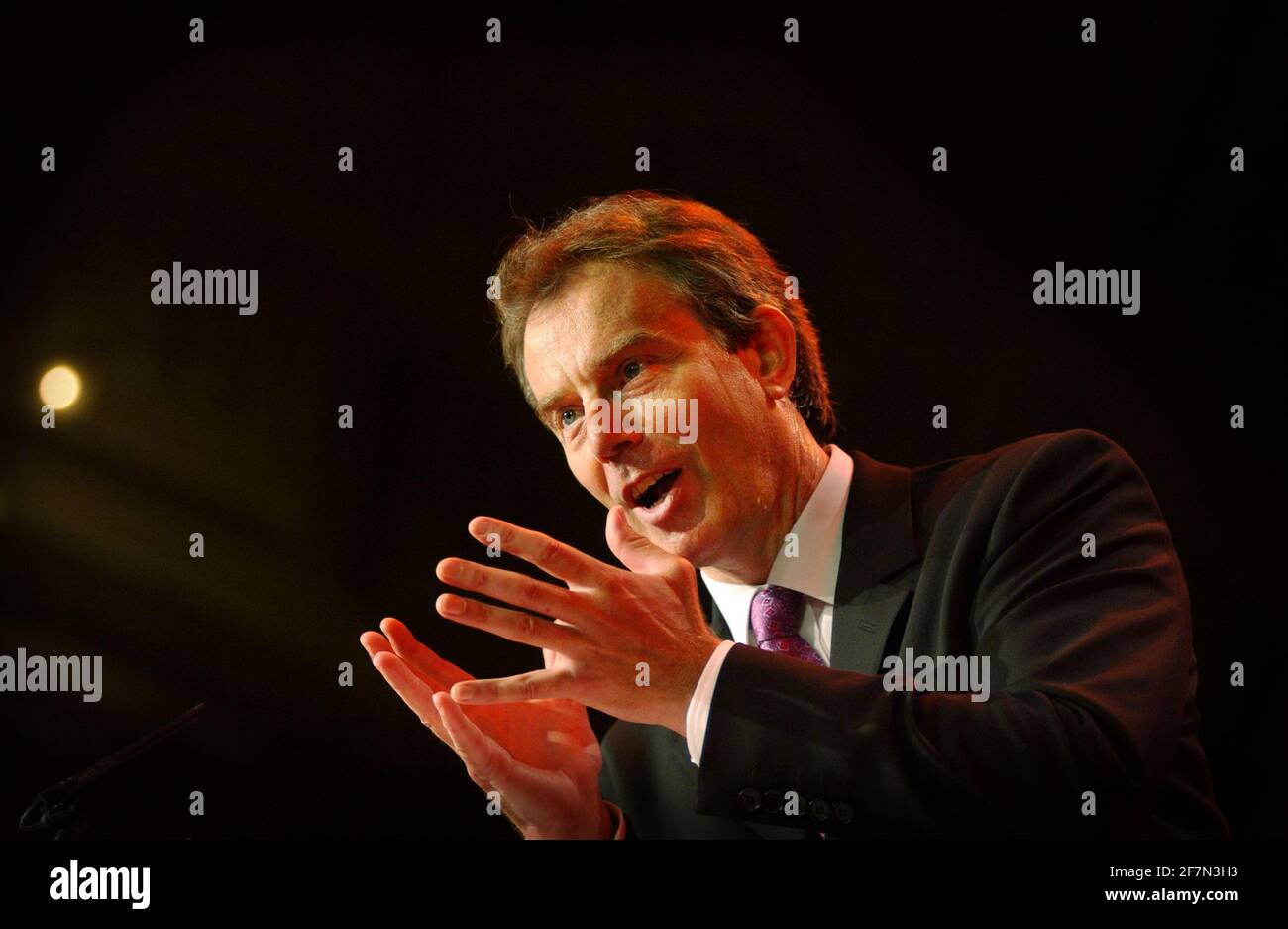 BLAIRS SPEECH,BLACKPOOL.1/10/02 PILSTON Foto Stock