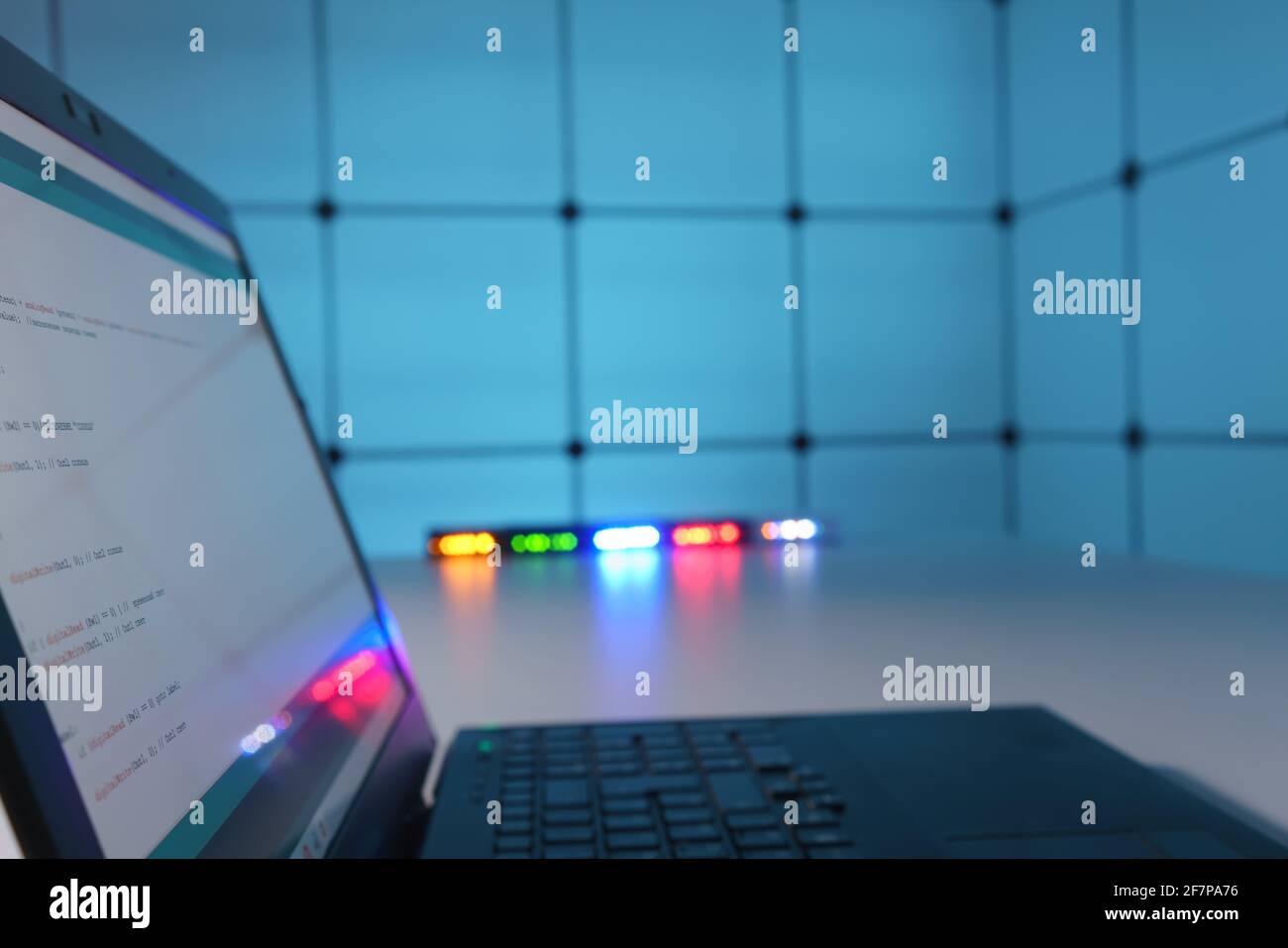 Codice programma del calcolatore sullo schermo del portatile Foto Stock