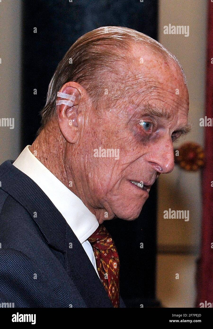 File foto datata 23/02/15 del Duca di Edimburgo, durante un ricevimento in occasione dell'800° anniversario della Magna carta a Buckingham Palace, nel centro di Londra. Il duca di Edimburgo è morto, ha annunciato Buckingham Palace. Data di emissione: Venerdì 9 aprile 2020.. Vedere PA storia MORTE Filippo. Il credito fotografico dovrebbe essere: Nick Ansell/PA Wire Foto Stock