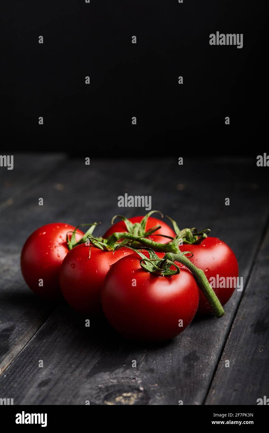 primo piano con pomodoro rosso per foto chiare Foto Stock