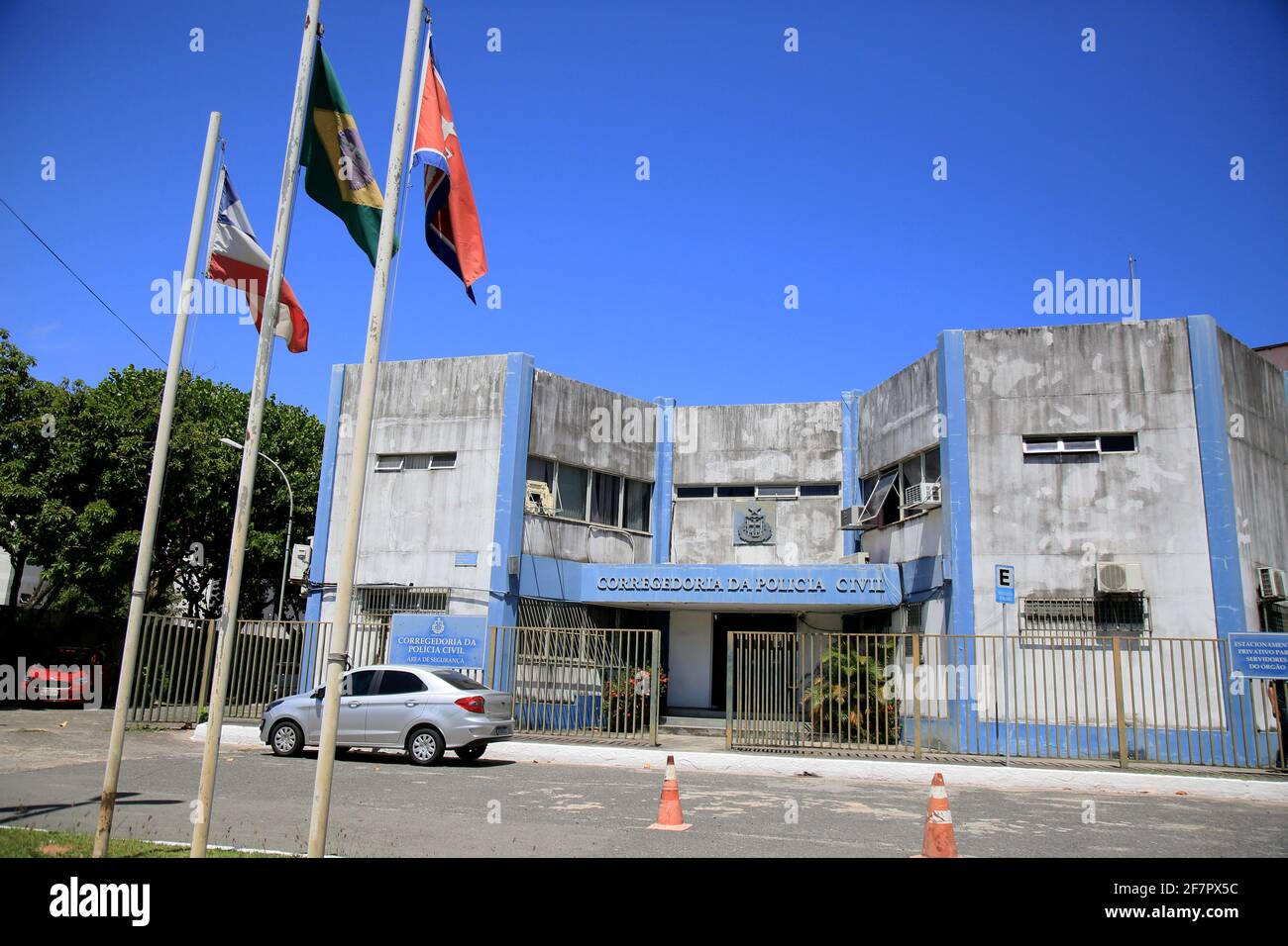 salvador, bahia, brasile - 9 dicembre 2020: Facciata della Corregedoria da Policia Civil da Bahia nella città di Salvador. *** Local Caption *** Foto Stock