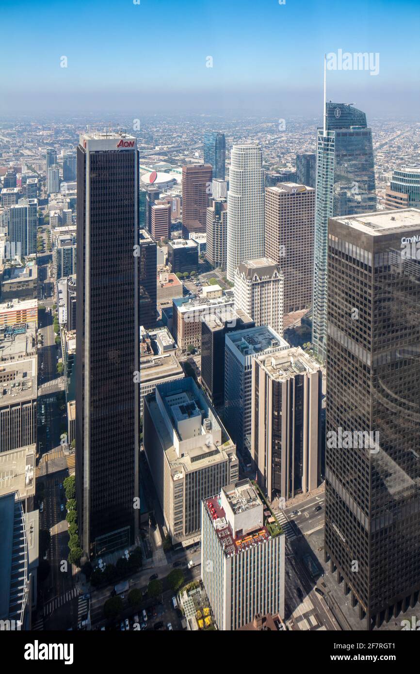 I grattacieli del centro di Los Angeles si affaccia a ovest, Los Angeles, California USA Foto Stock