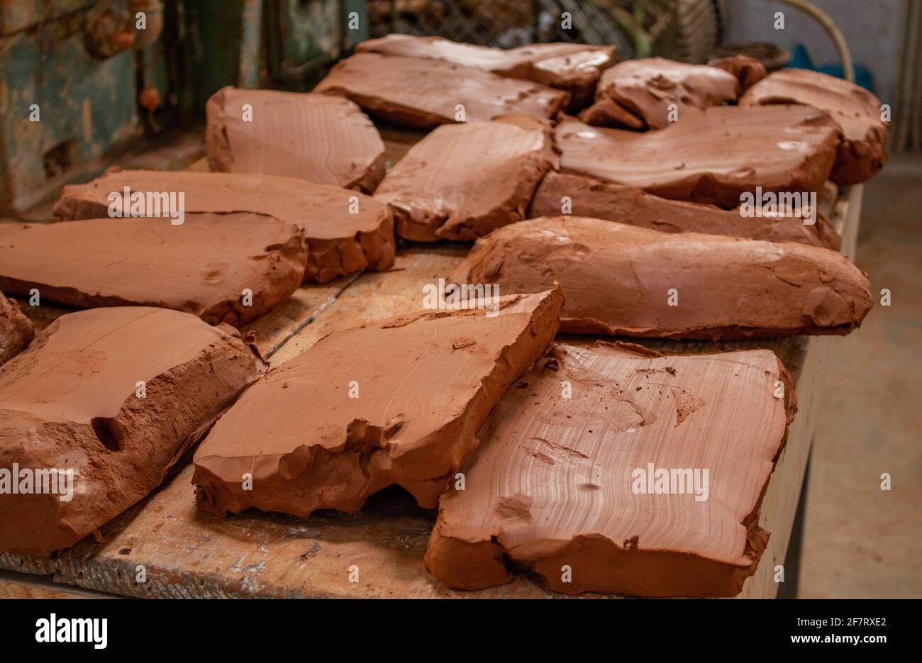 Primo piano foto di argilla, in fabbrica di ceramica all'isola di Sao Miguel, destinazione di viaggio delle Azzorre. Foto Stock