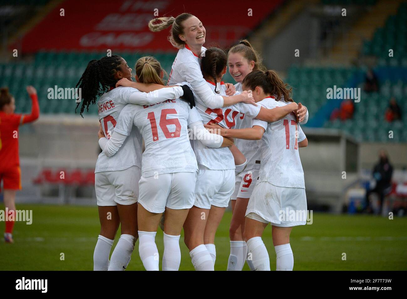 Cardiff Leckwith Stadium, 9 aprile 2021, Regno Unito: I giocatori canadesi festeggiano il punteggio di Andrew Dowling/Alamy Live News Foto Stock