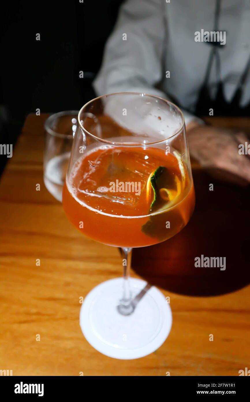 tè al limone o caffè freddo, cocktail o coda di mocktail Foto Stock