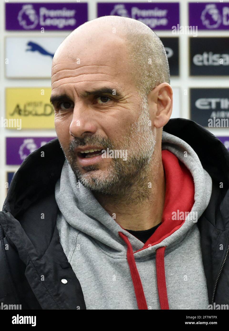 Il manager della città di Manchester Pep Guardiola prima della partita della Premier League all'Etihad Stadium, Manchester. Data immagine: Sabato 10 aprile 2021. Foto Stock