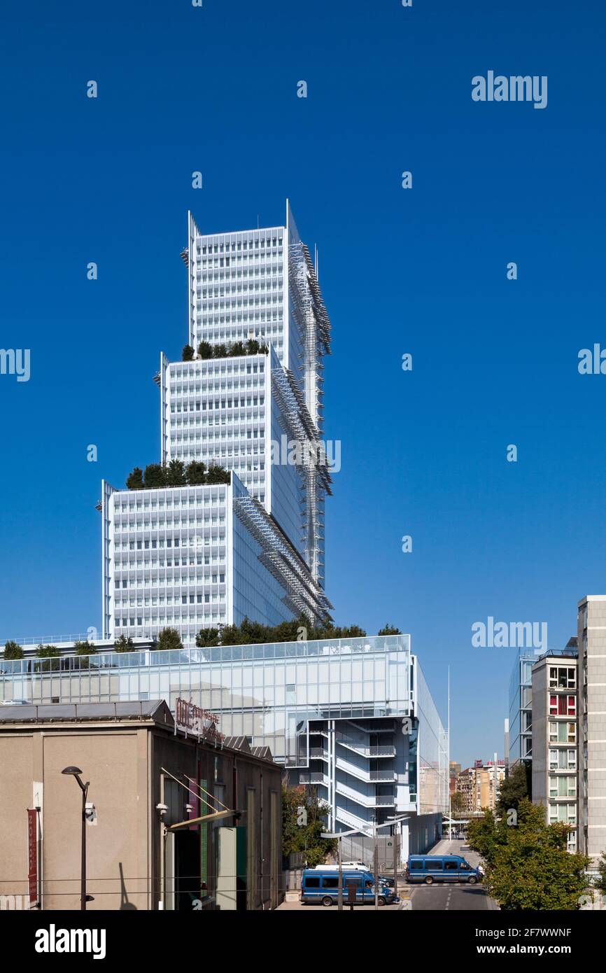 Parigi, Francia - Settembre 21 2020: Il Tribunal de Paris è un tribunale situato a Porte de Clichy (quartiere Batignolles) nel 17 ° arrondissement di Foto Stock