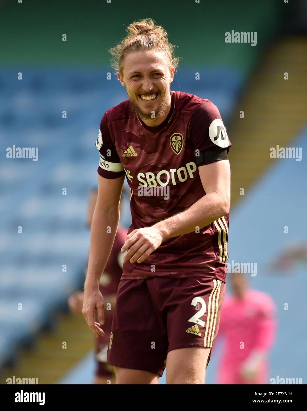 Luke Ayling di Leeds United reagisce durante la partita della Premier League all'Etihad Stadium di Manchester. Data immagine: Sabato 10 aprile 2021. Foto Stock
