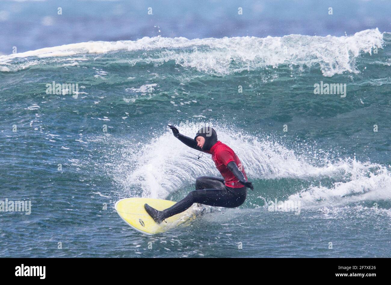 Inghilterra Alys Barton durante il Women's Round 1 il giorno uno dei British Surfing Championships a Thurso East, Caithness. Data immagine: Sabato 10 aprile 2021. Foto Stock