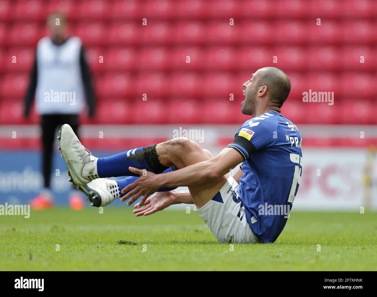 Darren Pratley di Charlton Athletic apprears senza successo per un calcio di punizione durante la partita di Sky Bet League uno allo Stadio di luce, Sunderland. Data immagine: Sabato 10 aprile 2021. Foto Stock