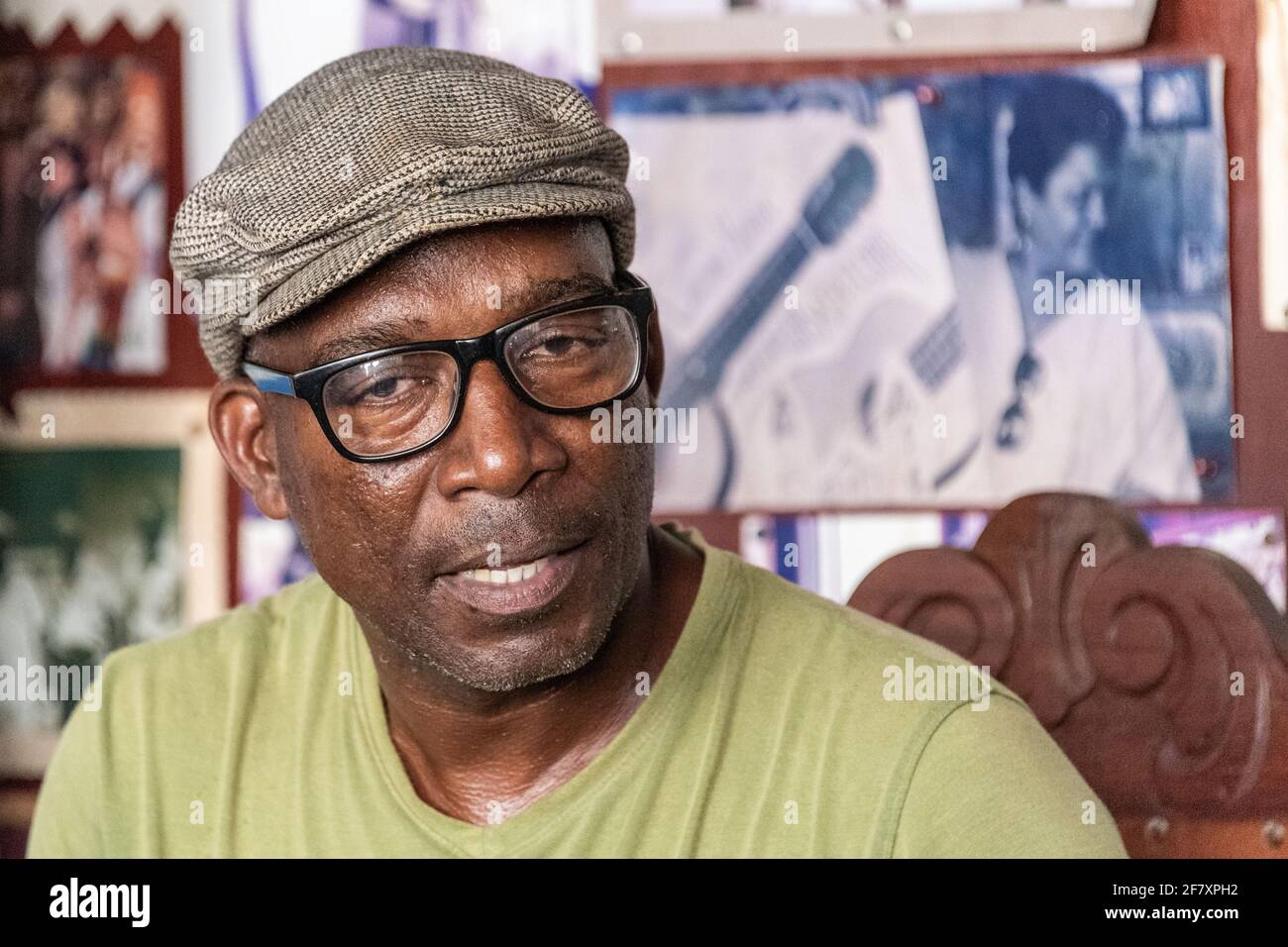 Musicisti che suonano dal vivo a Casa de la Trova, Santiago de Cuba, Cuba Foto Stock