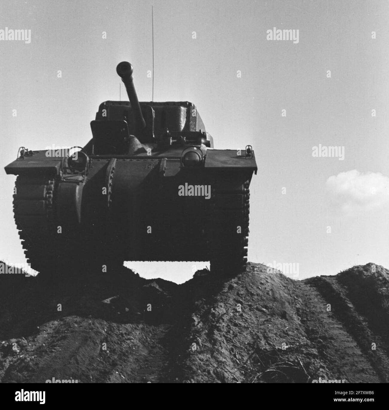 Una RAM II, un carro armato di combattimento medio, in un luogo di pratica  Foto stock - Alamy