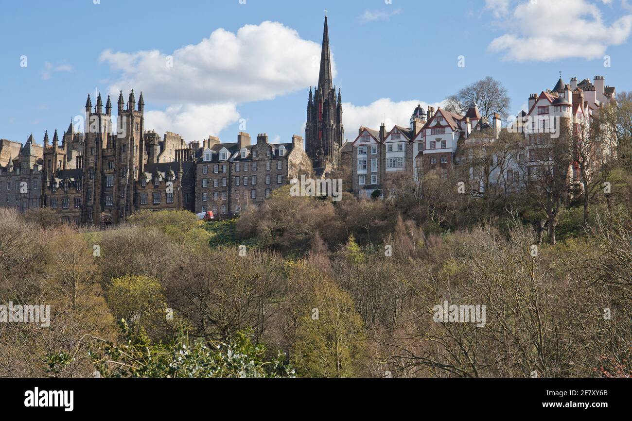 Città vecchia di Edimburgo e Giardini Ramsay Foto Stock