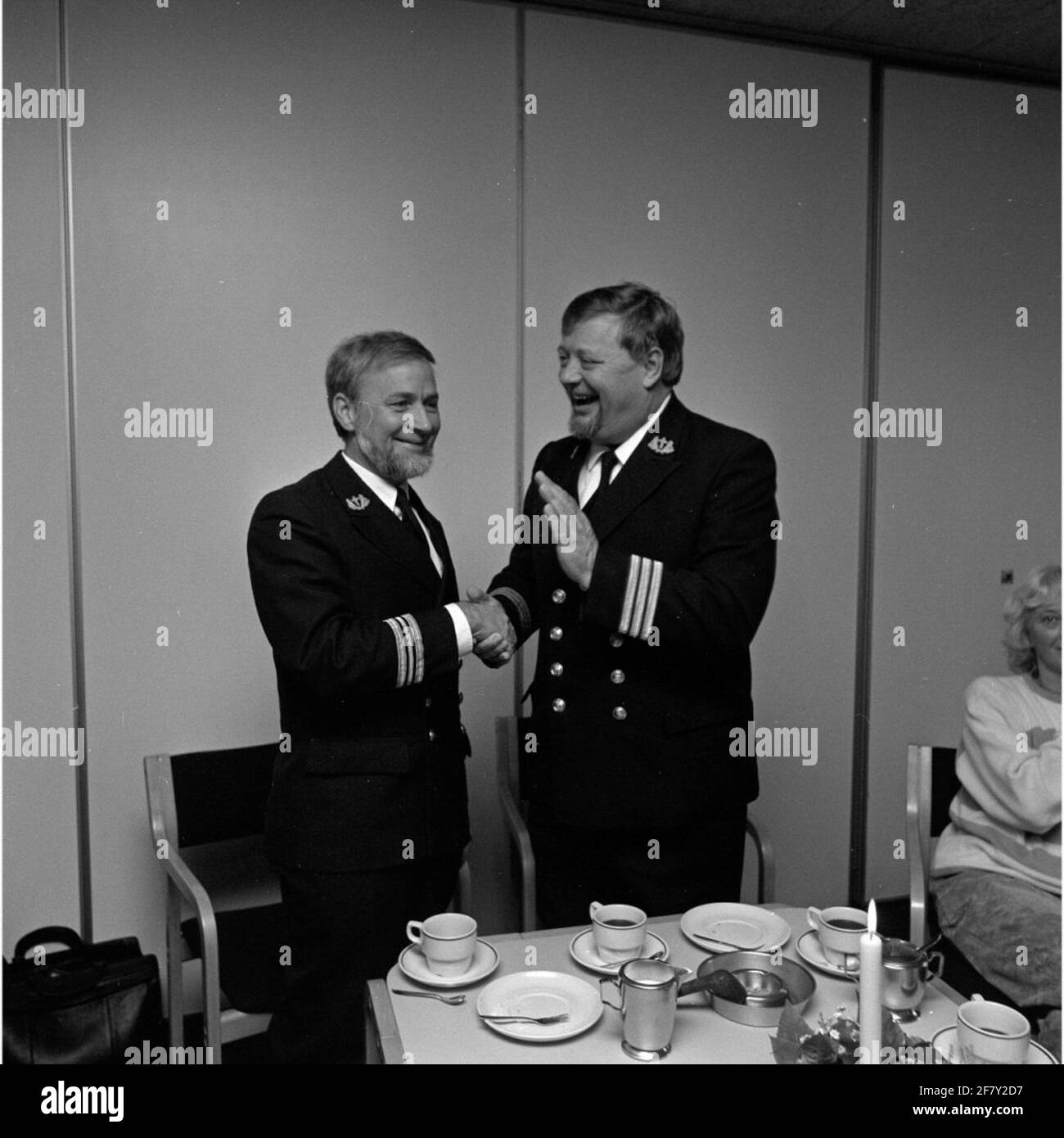 Addio al mugdenier del fletale H.J.G. Bandsma. Padre Bandsma ringrazia DS J. Moens per il suo discorso. Foto Stock