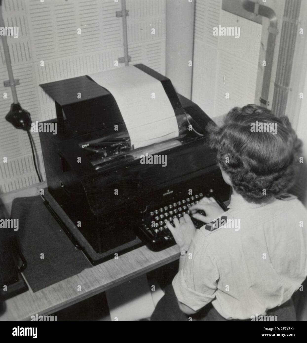 De Lier, LSK. Una giuntura di milvaser dietro la macchina del telex. Foto Stock De Lier, LSK. Una giuntura di milvaser dietro la macchina del telex. Foto Stock