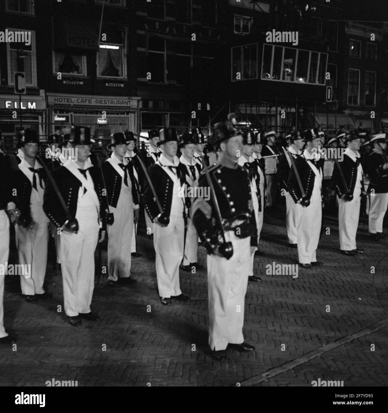 Foto fatta durante il tatuaggio a Delft. Questi sono probabilmente i cosiddetti cappelli del corpo dei Marines. Foto Stock