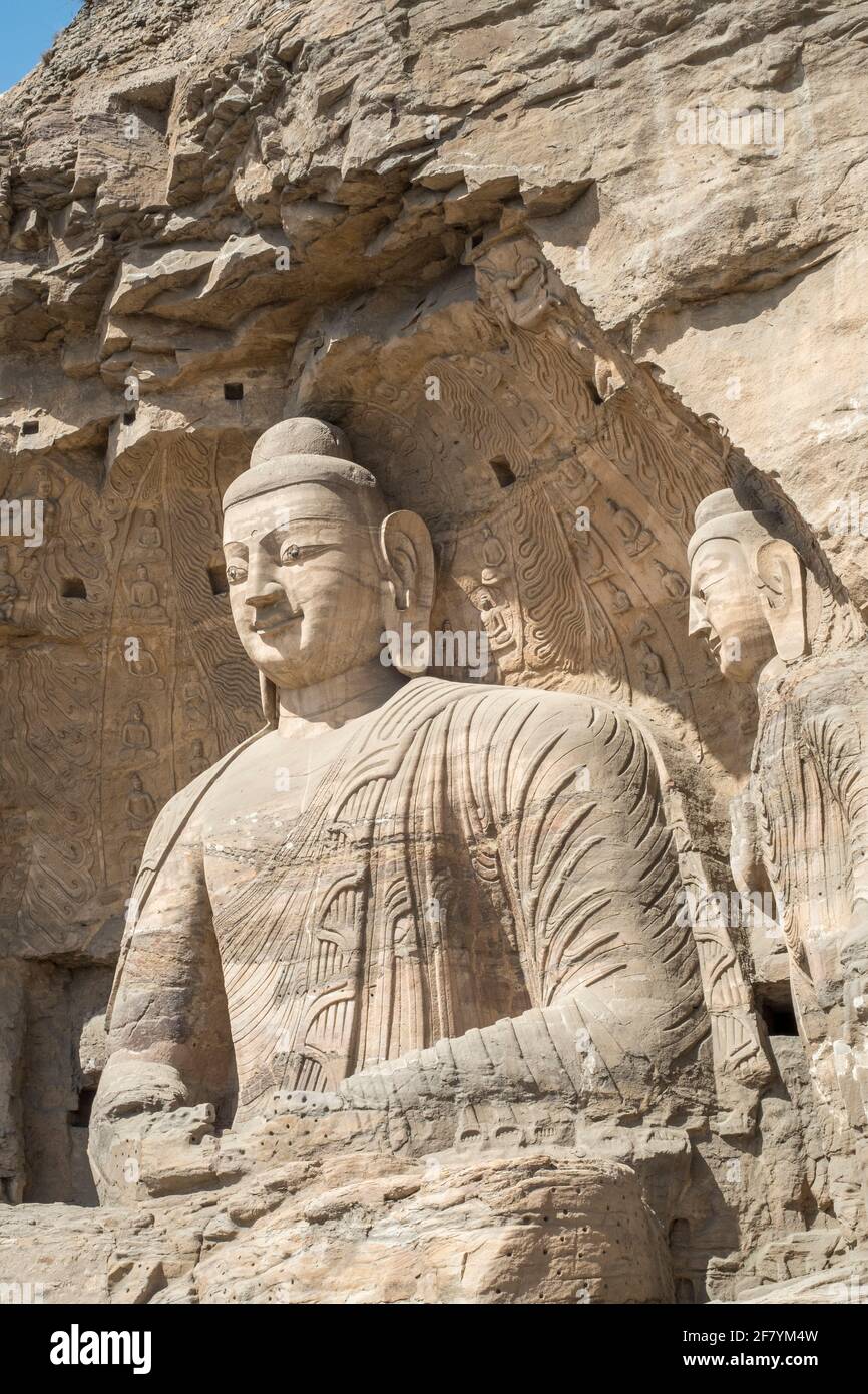 Grotte di Yungang, templi delle prime grotte buddiste, patrimonio dell'umanità dell'UNESCO, Shanxi, Cina. Foto Stock