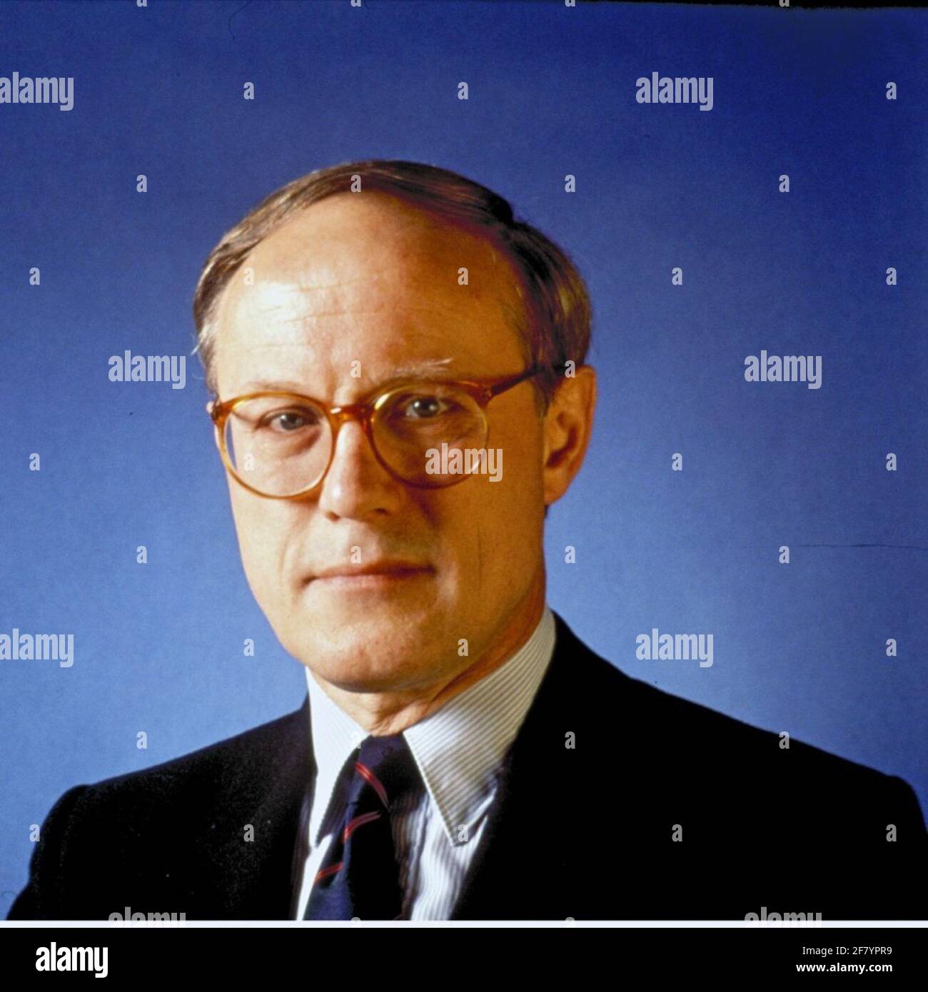 Sig. M. Patijn (nato nel 1942) Segretario Generale del Ministero della Difesa del 1989-1994 e permanente inprague alla NATO del 2000-2005. Foto Stock