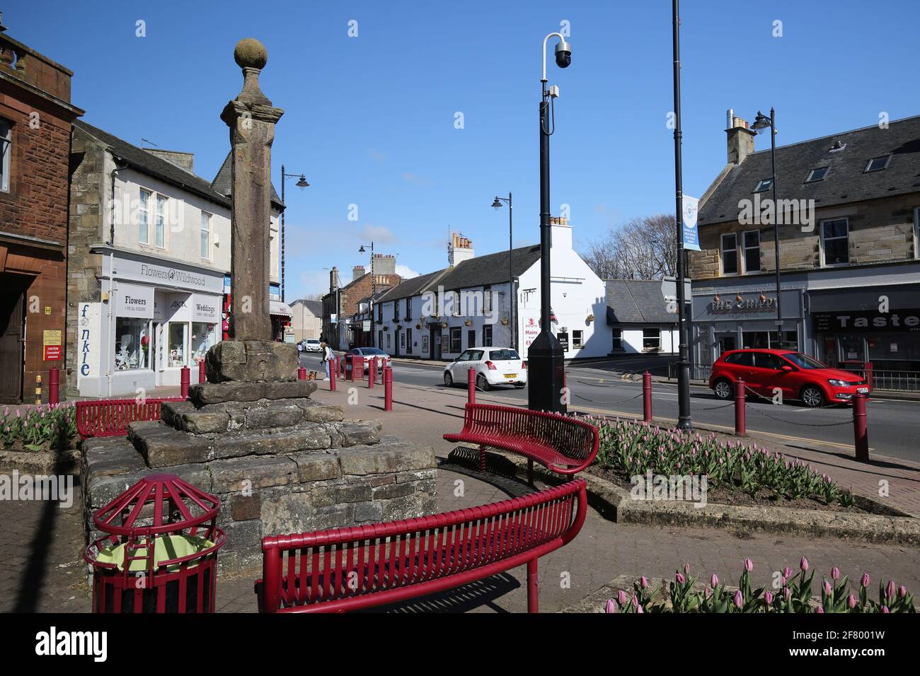 Scozia, Ayrshire, Prestwick, 09 aprile 2021. Croce di Prestwick. Sullo sfondo il Leone Rosso dove è stato inaugurato il primo campionato Open Golf Foto Stock