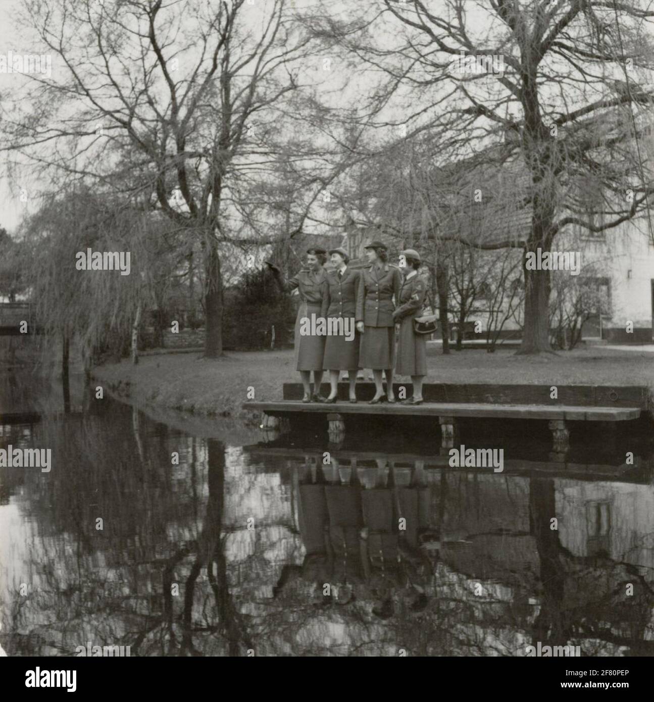 Milvas e Luvas in uniforme fronte mare. Foto Stock