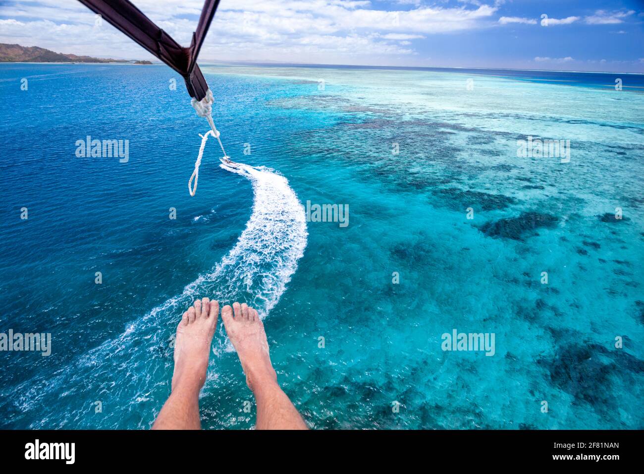 Una veduta aerea di una barriera corallina e le isole di Mamanuca la regione delle Isole Figi. Foto Stock