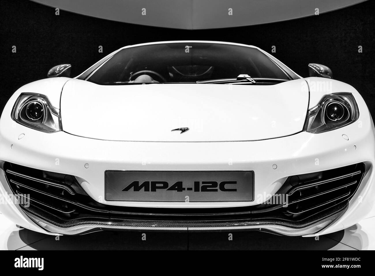 JOHANNESBURG, SUD AFRICA - Mar 13, 2021: Johannesburg, Sud Africa - Ottobre 06 2011: McLaren MP4-12C in mostra Foto Stock