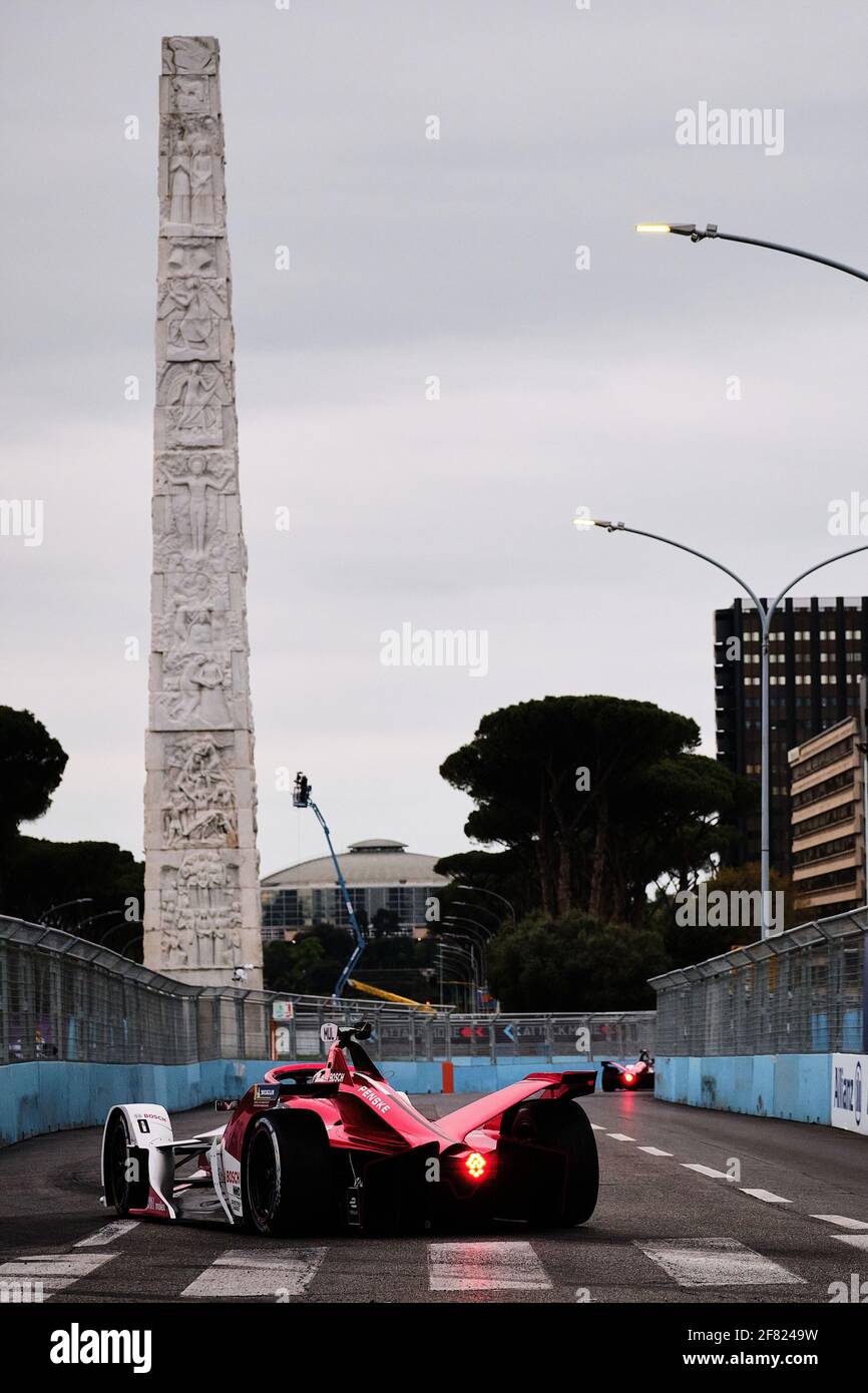 Circuito Cittadino dell'EUR, Roma, Italia. 11 Apr 2021. Nico Muller (che) - Dragon/Penske Autosport durante l'ePrix di Roma 2021, 3° appuntamento del Campionato del mondo di Formula e 2020-21, Formula e - Photo Daniele Nici/LM Credit: Live Media Publishing Group/Alamy Live News Foto Stock