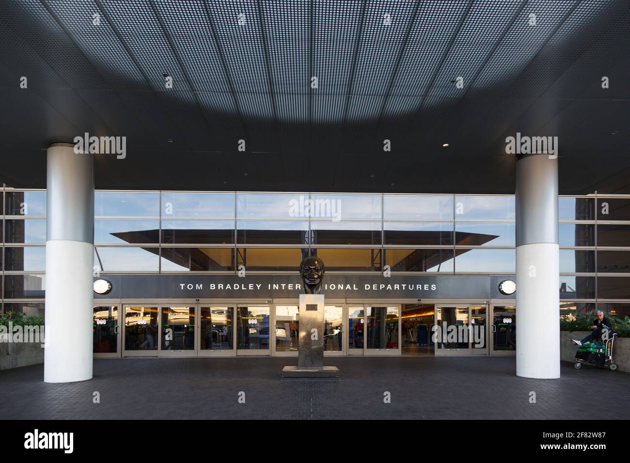 Los Angeles, Stati Uniti – 21. Febbraio 2016: Terminal internazionale Tom Bradley all'aeroporto di Los Angeles (LAX) negli Stati Uniti. Foto Stock
