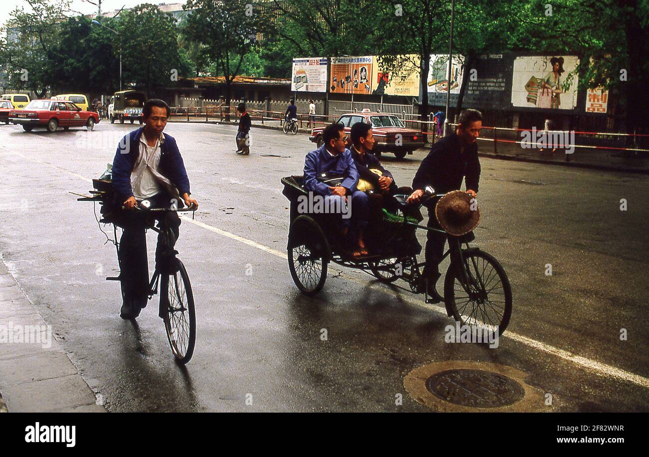 Scene di strada di Guangzhou Cina 1985 Foto Stock