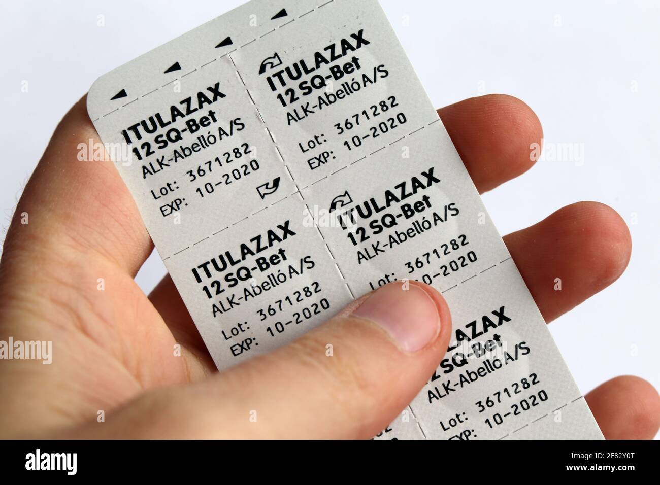 Compresse immunoterapiche per allergia sublinguale (SLIT) dell'albero di Itulazax utilizzate per desensibilizzare le allergie alla betulla e al polline dell'albero. Apr 2020, Espoo, Finlandia. Foto Stock