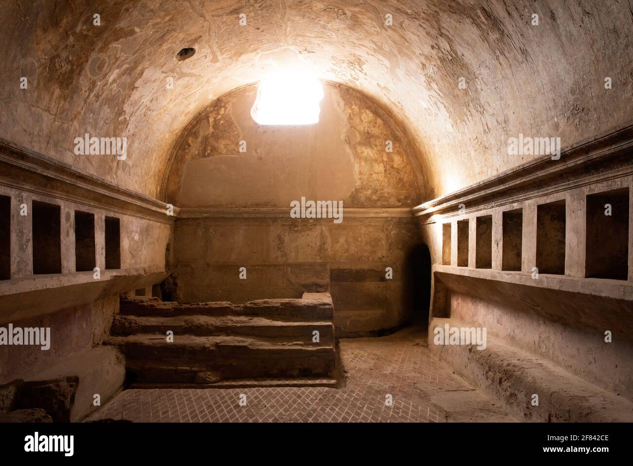 Pompei, Italia. Interno di antica casa di Bathhouse romana a Pompei, Italia. Patrimonio dell'umanità dell'UNESCO. Foto Stock