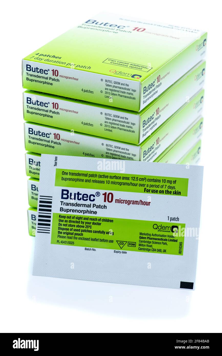 Confezioni di Butec 10 microgrammi/ora Buprenorfina cerotti transdermici di morfina, che somministrano 7 giorni di analgesia costante per il dolore grave persistente Foto Stock