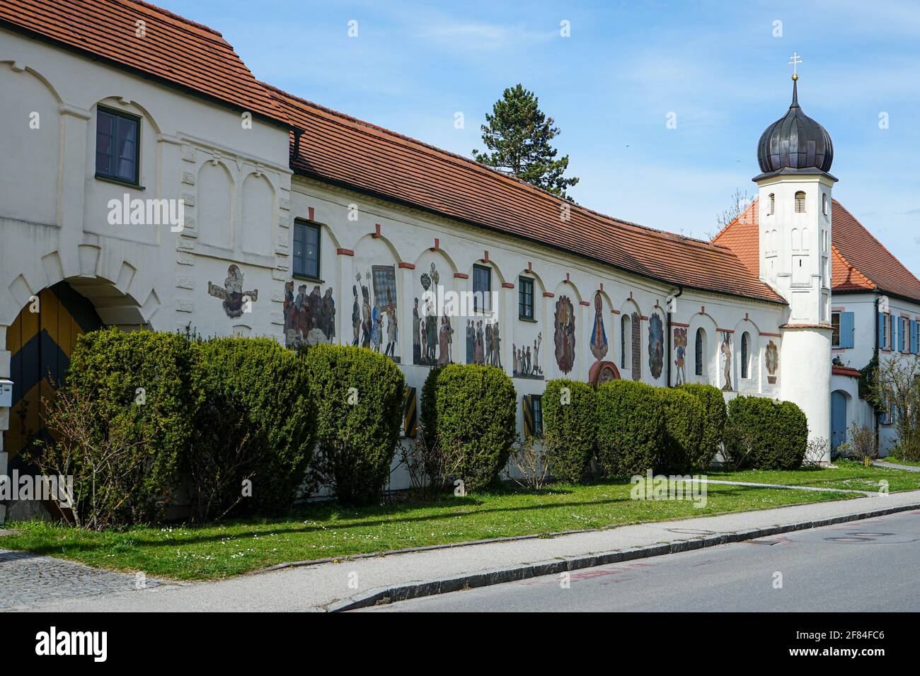 Il castello di Olching è un castello situato nel comune di Olching, nel distretto di Fürstenfeldbruck, in Baviera. Foto Stock