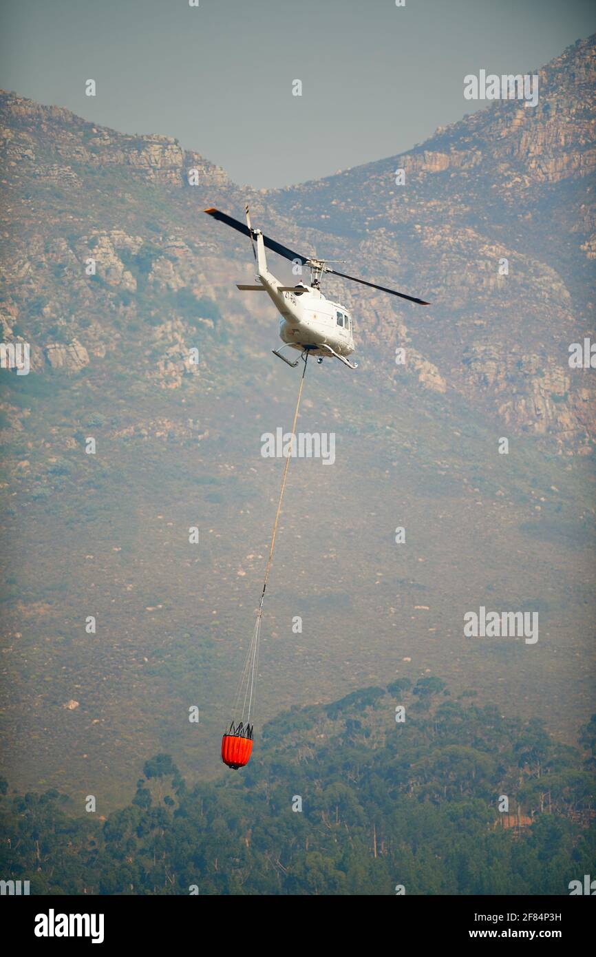 Black Hawk elicottero antincendio, Stellenbosch Foto Stock