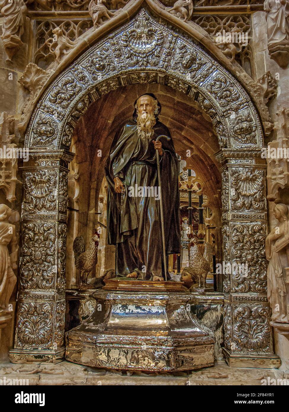 Statua di Santo Domingo all'interno della Cattedrale di Santo Domingo de la Calzada, Spagna, 19 ottobre 2009 Foto Stock