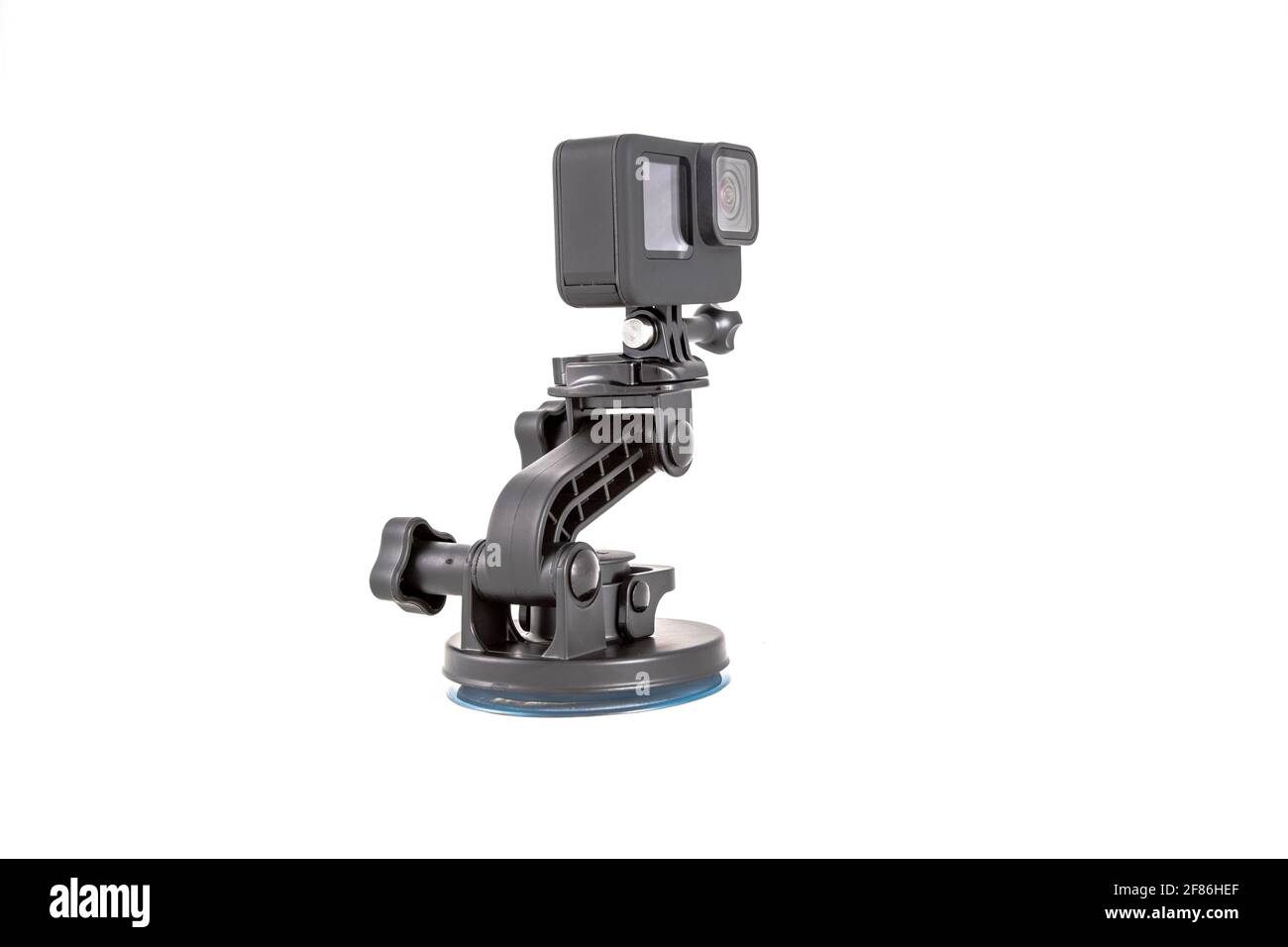 nuova action camera colore nero sul treppiede. isolata su sfondo bianco Foto Stock