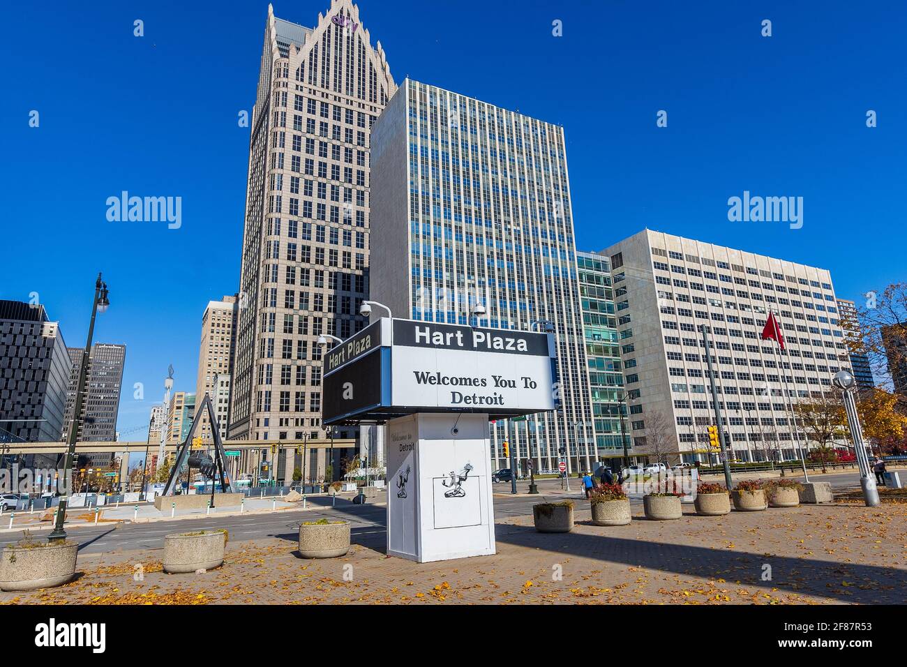 DETROIT, MI, USA - 10 NOVEMBRE: HART Plaza e il Distretto Finitoral il 10 novembre 2020 nel centro di Detroit, Michigan. Foto Stock