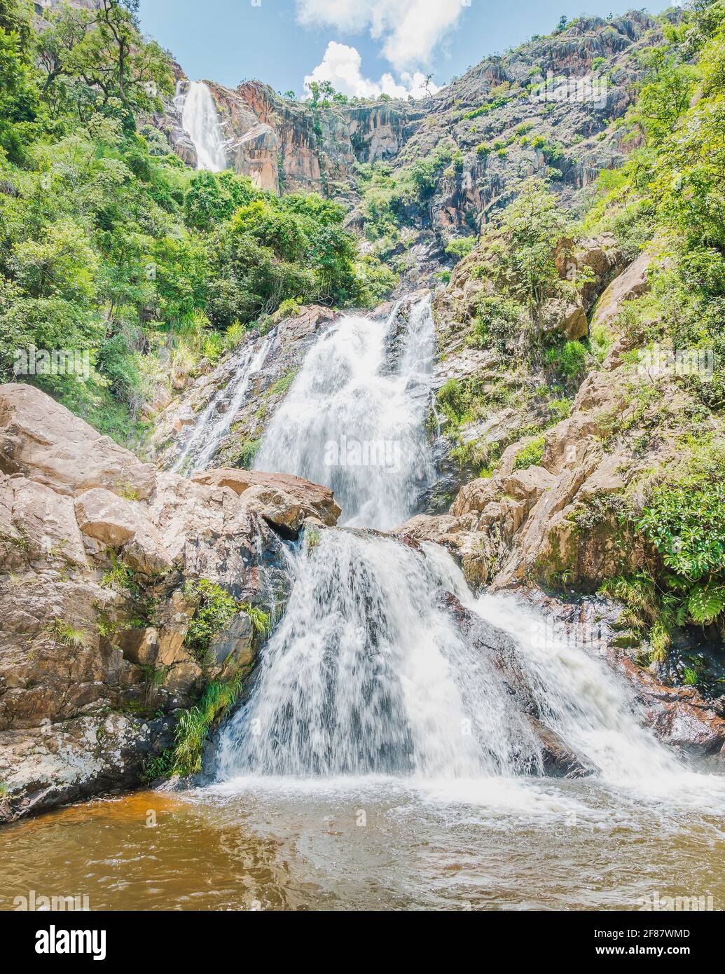 São Roque de Minas - MG, Brasile - 14 dicembre 2020: Riserva naturale della cascata di Cerradão. Sierra di Canastra. Destinazione turistica di eco tour Foto Stock