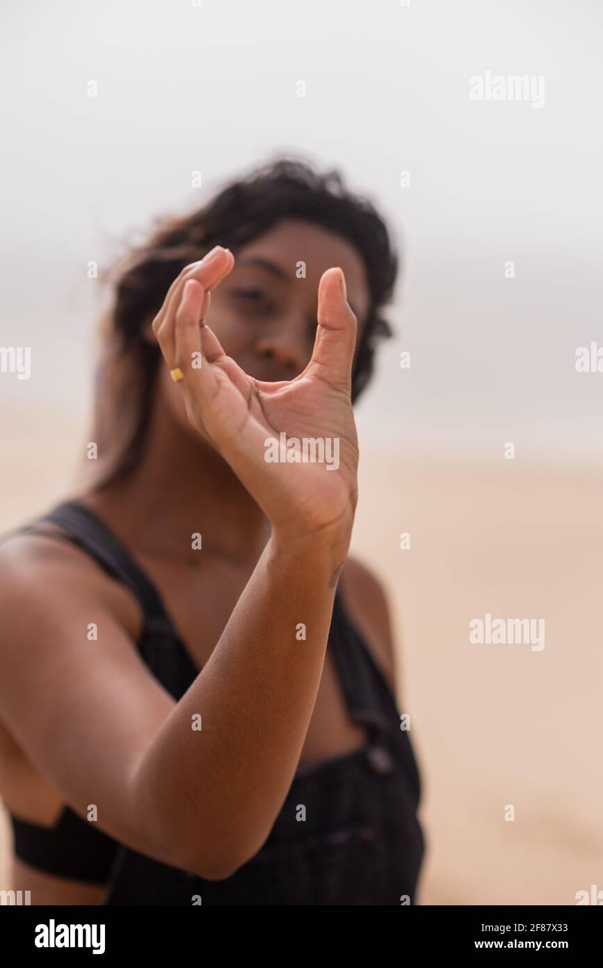 Cerchio delle dita immagini e fotografie stock ad alta risoluzione - Alamy